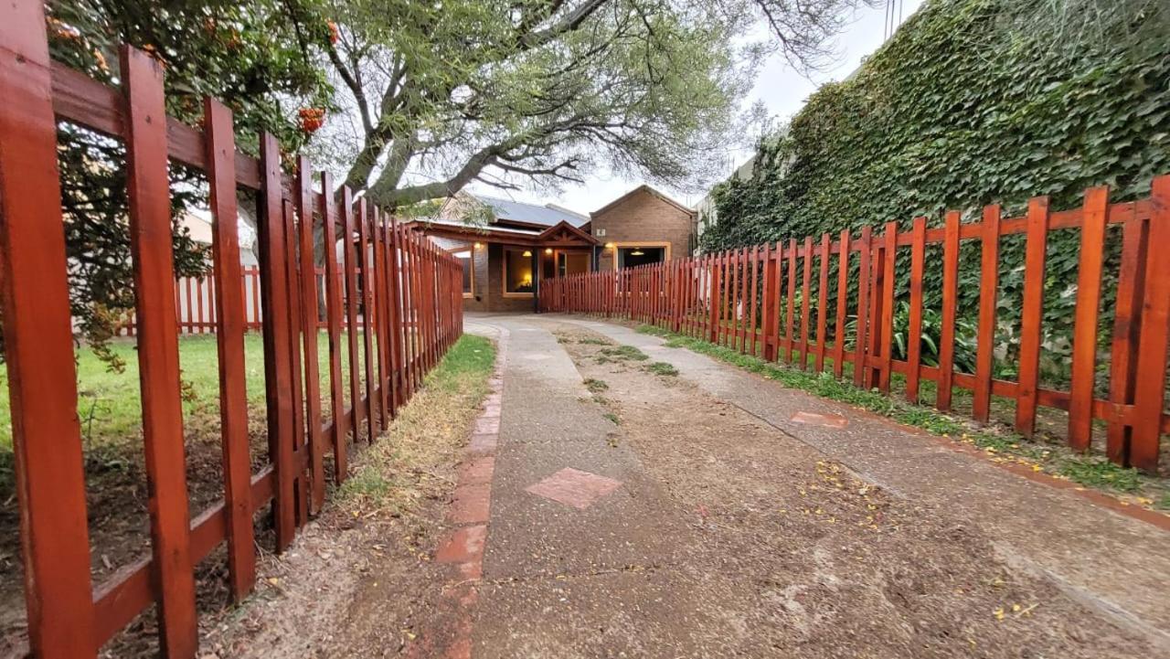 El Patio Del Aromo Daire Puerto Madryn Dış mekan fotoğraf